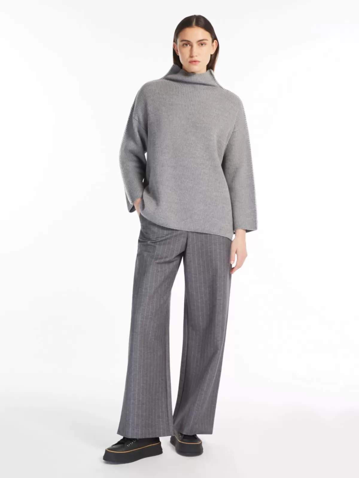 Knitwear*Max Mara Boxy wool jumper LIGHTGREY