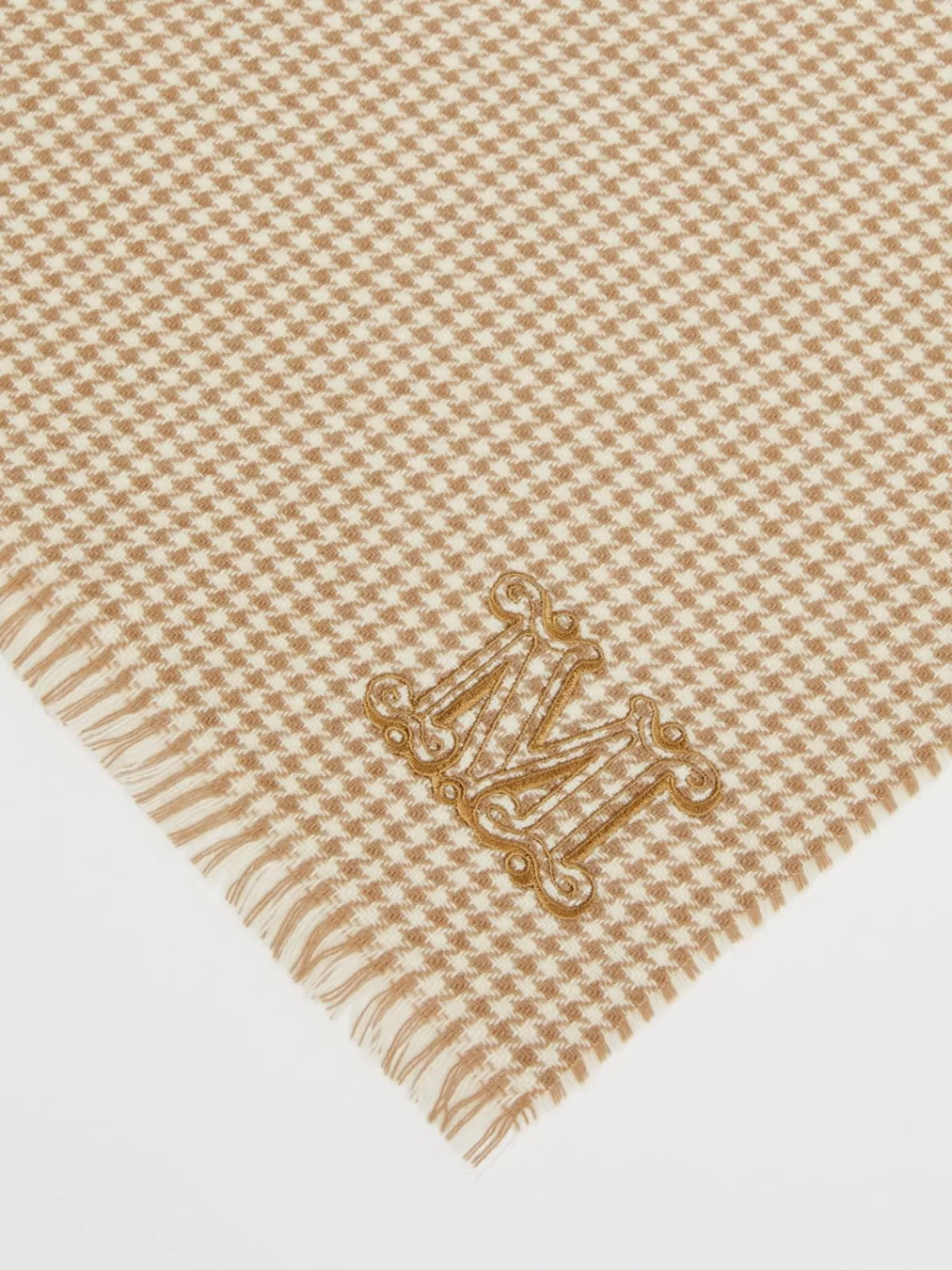 Scarves And Foulards*Max Mara Houndstooth cashmere stole CAMEL