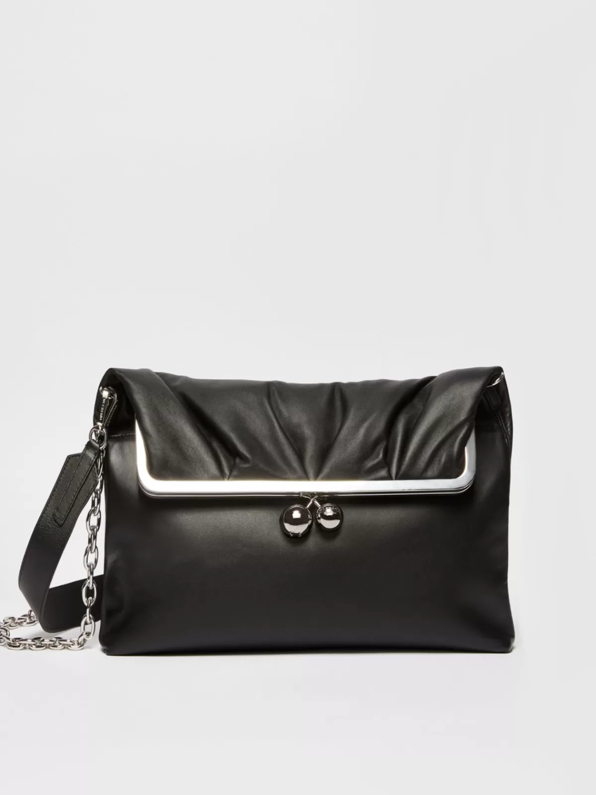 Weekend Bag*Max Mara Nappa leather clutch-style Pasticcino Bag BLACK