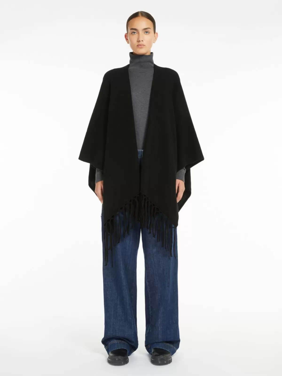 Capes*Max Mara Pure wool poncho BLACK