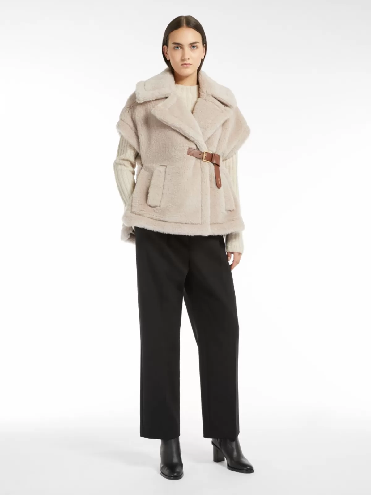 Capes*Max Mara Short cape in alpaca and wool Teddy fabric SAND