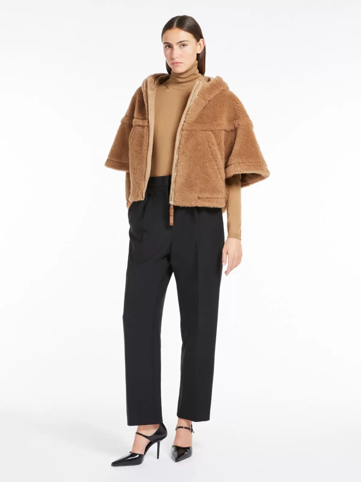 Capes*Max Mara Teddy fabric boxy cape CAMEL