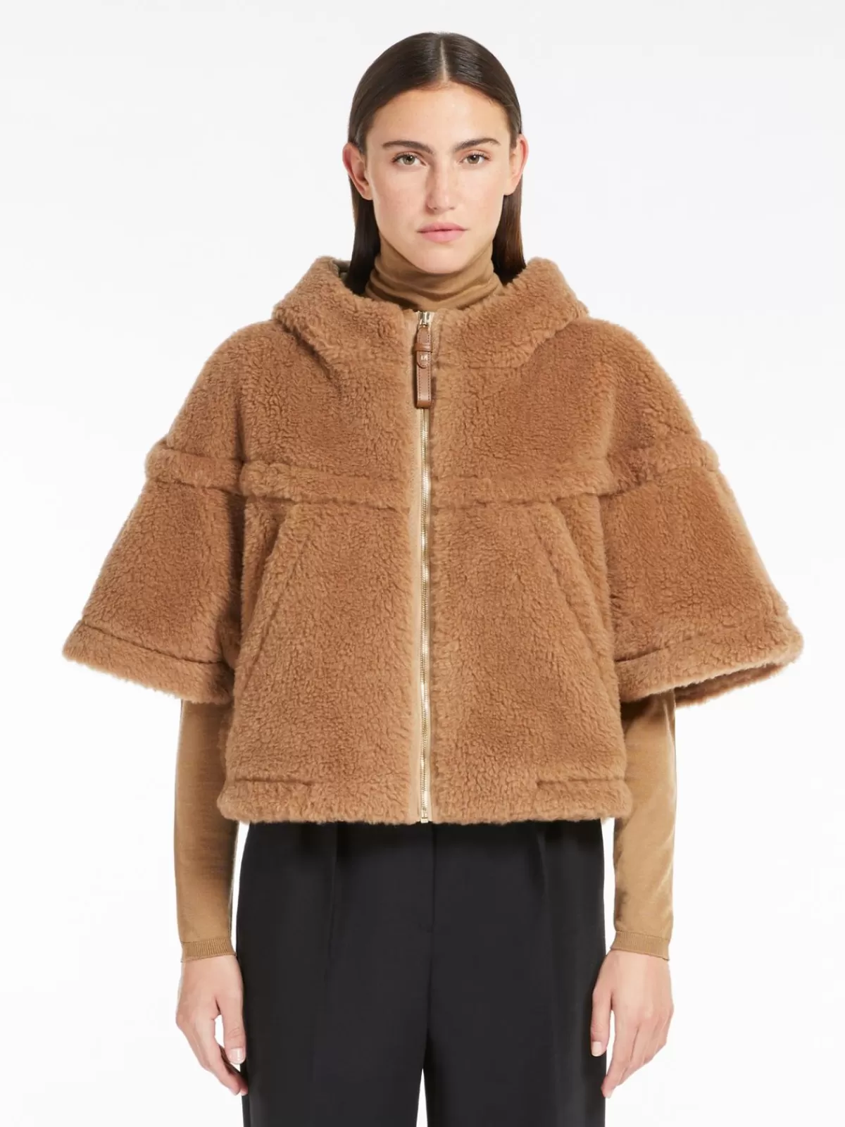 Capes*Max Mara Teddy fabric boxy cape CAMEL