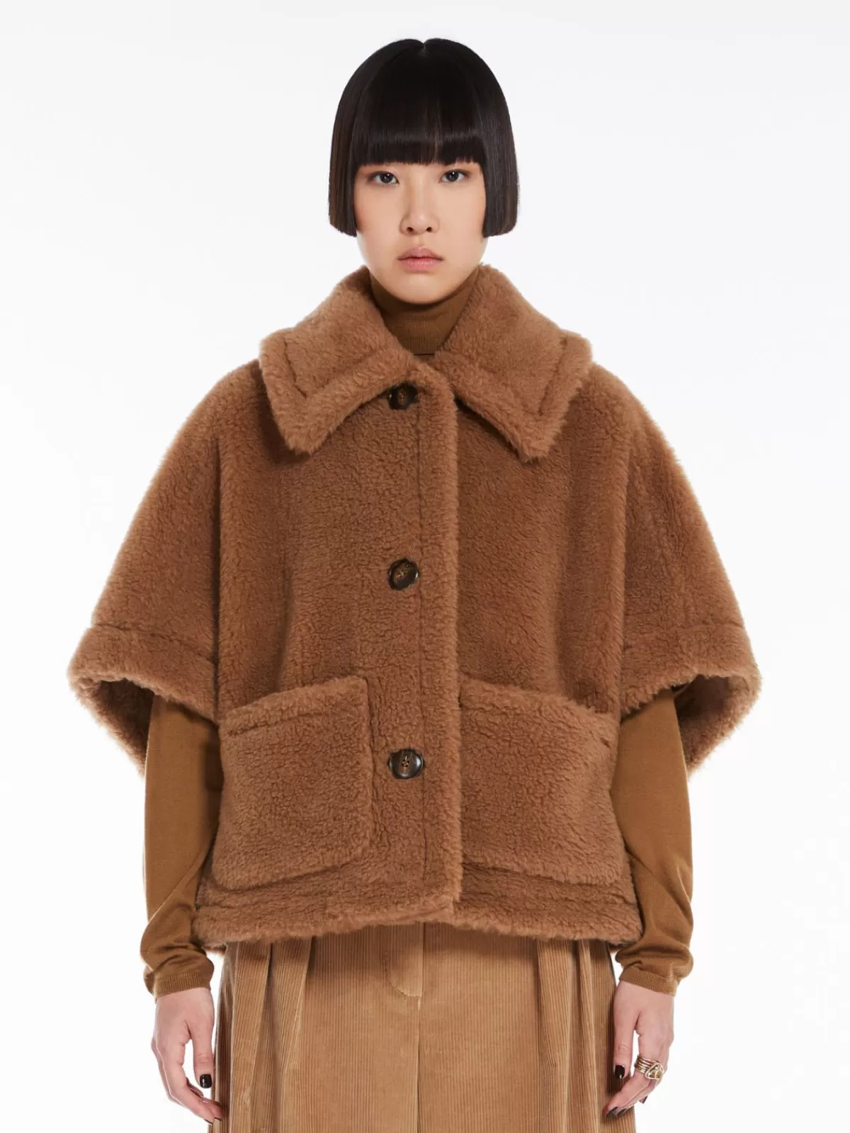 Capes*Max Mara Teddy fabric boxy cape CAMEL