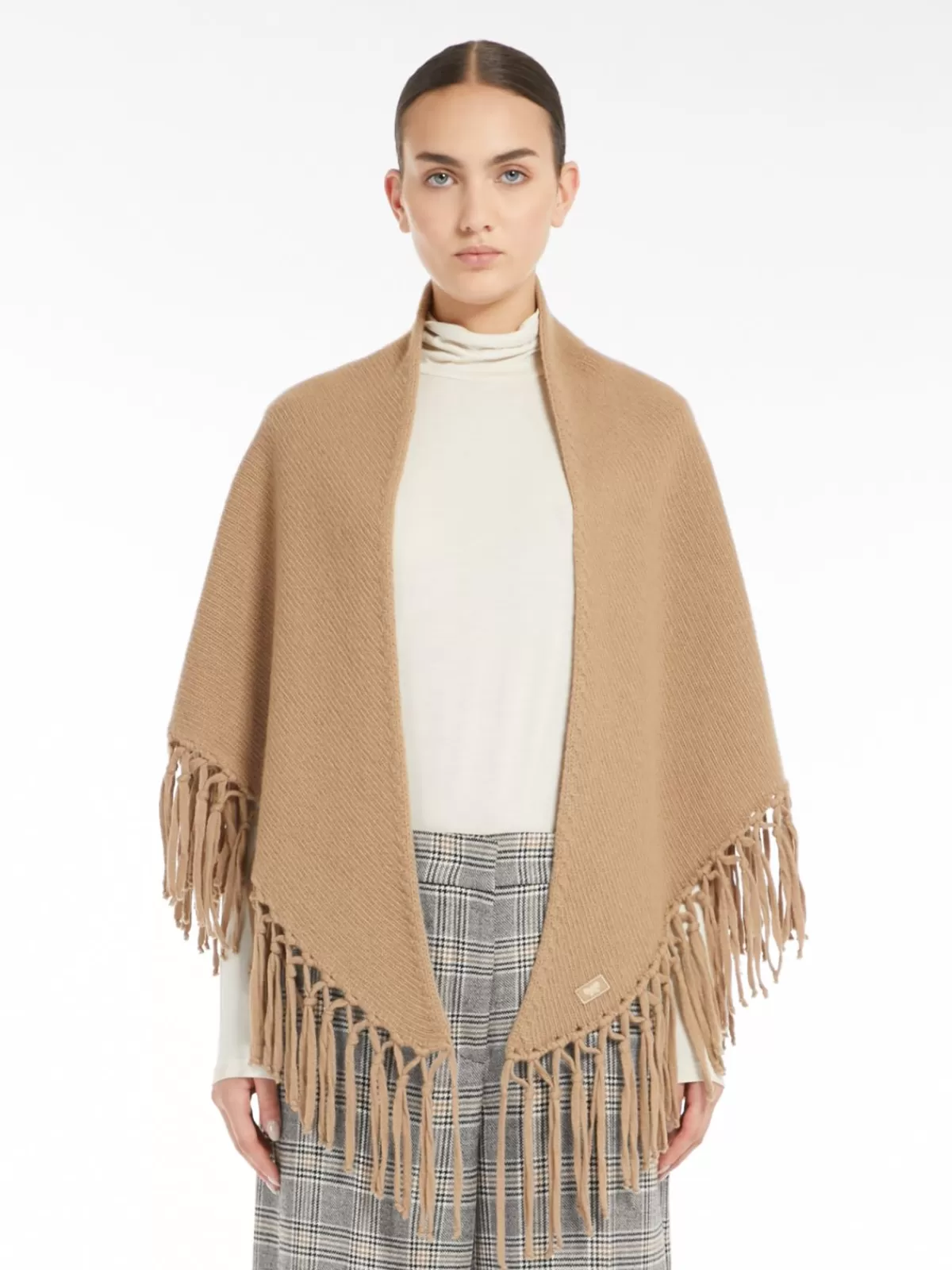 Scarves And Foulards*Max Mara Triangular wool shawl CAMEL